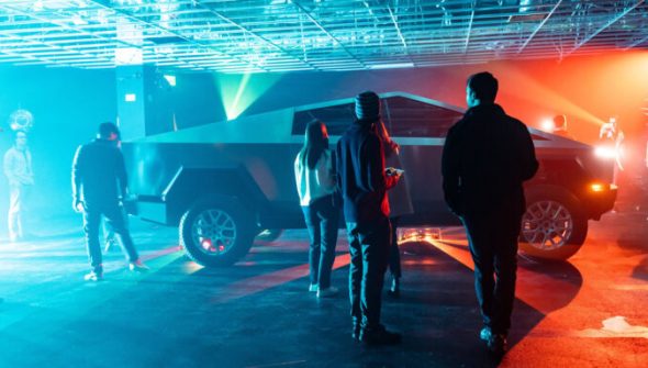 Tesla Cybertruck de pré-production // Source : Tesla Tesla Cybertruck de pré-production // Source : Tesla