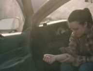Ellie / Bella Ramsey dans l'épisode 9 de The Last of Us. // Source : HBO Ellie / Bella Ramsey dans l'épisode 9 de The Last of Us. // Source : HBO