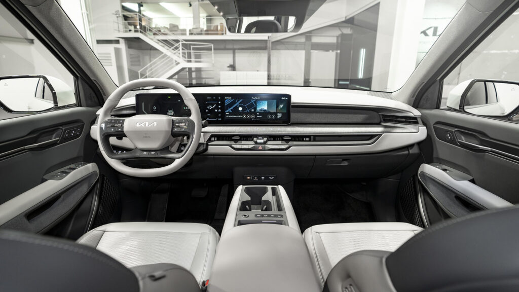 Vue intérieure du futur Kia EV9 // Source : Kia Vue intérieure du futur Kia EV9 // Source : Kia