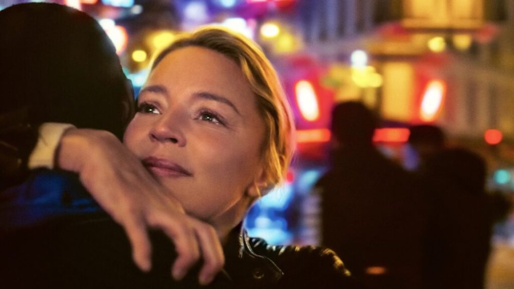 Virginie Efira dans Revoir Paris // Source : Dharamsala / Darius Films / Pathé / France 3 Cinéma Virginie Efira dans Revoir Paris // Source : Dharamsala / Darius Films / Pathé / France 3 Cinéma