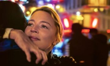 Virginie Efira dans Revoir Paris // Source : Dharamsala / Darius Films / Pathé / France 3 Cinéma Virginie Efira dans Revoir Paris // Source : Dharamsala / Darius Films / Pathé / France 3 Cinéma