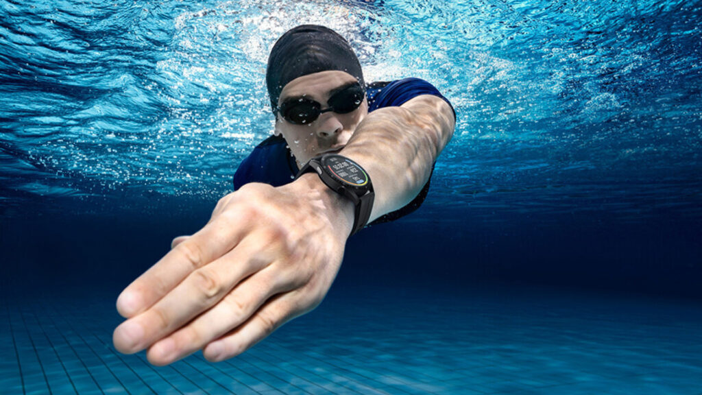 La montre est étanche jusqu'à 50 mètre de profondeur // Source : Huawei La montre est étanche jusqu'à 50 mètre de profondeur // Source : Huawei