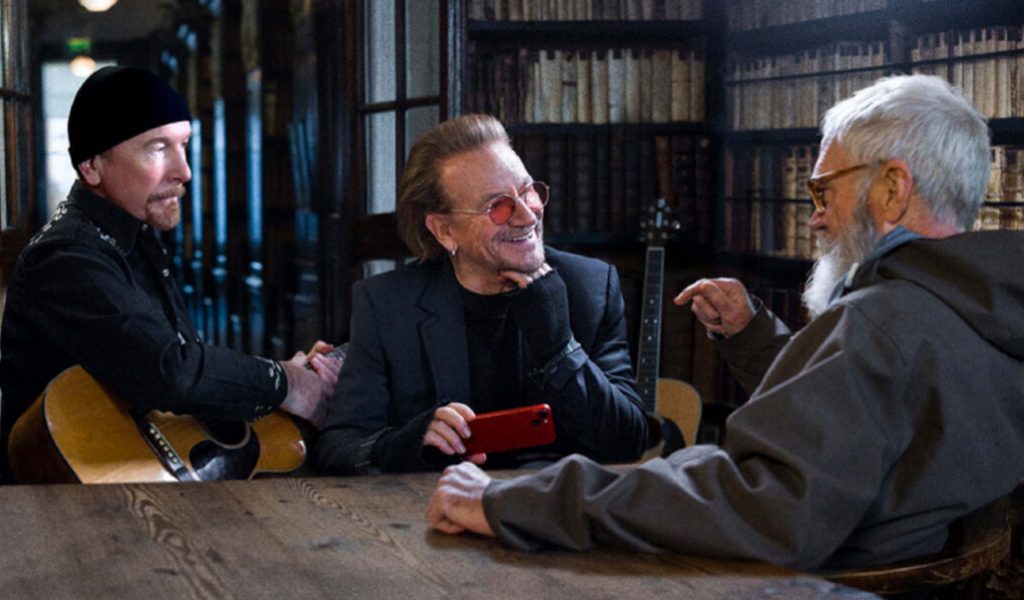 Bono & The Edge: A Sort of Homecoming, with Dave Letterman // Source : Disney+ Bono & The Edge: A Sort of Homecoming, with Dave Letterman // Source : Disney+