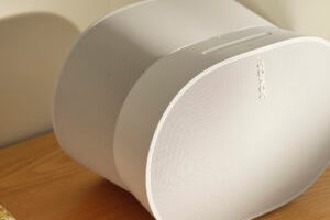 Sonos Era 300 // Source : Sonos Sonos Era 300 // Source : Sonos