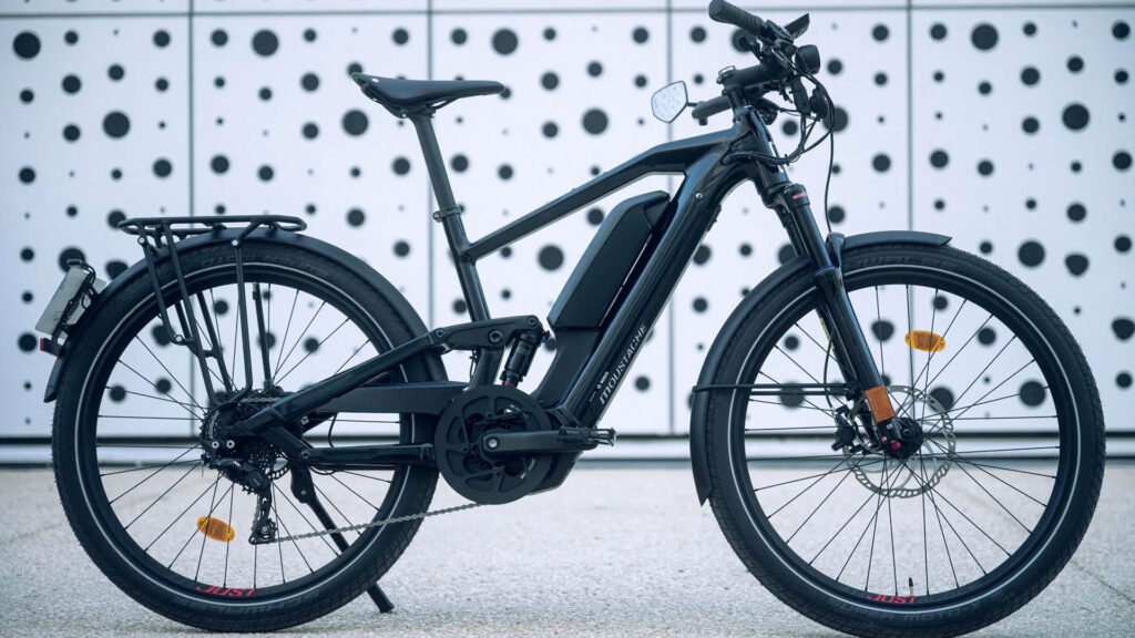 Ceci n'est pas un VAE, mais un speed bike (modèle Friday 27 FS Speed) // Source : Moustache Bikes Ceci n'est pas un VAE, mais un speed bike (modèle Friday 27 FS Speed) // Source : Moustache Bikes