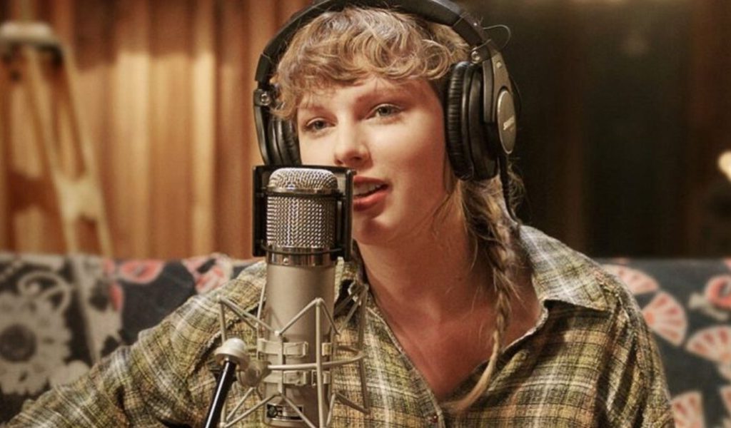 Folklore: The Long Pond Studio Sessions // Source : Disney+ Folklore: The Long Pond Studio Sessions // Source : Disney+