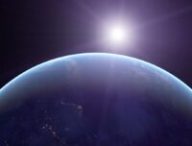 La Terre et le Soleil. // Source : Canva La Terre et le Soleil. // Source : Canva