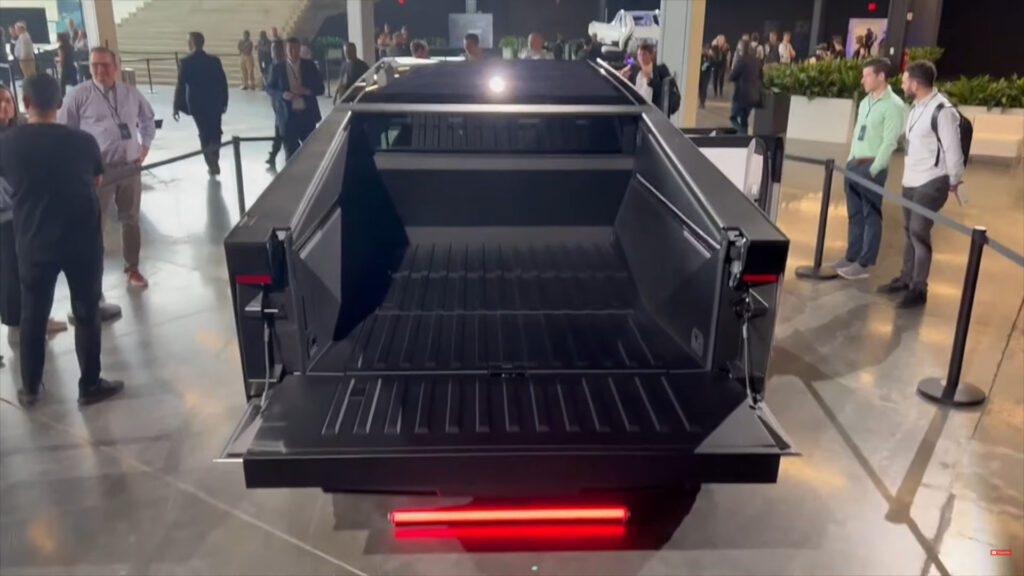 Source : Tesla Daily - Youtube Source : Tesla Daily - Youtube