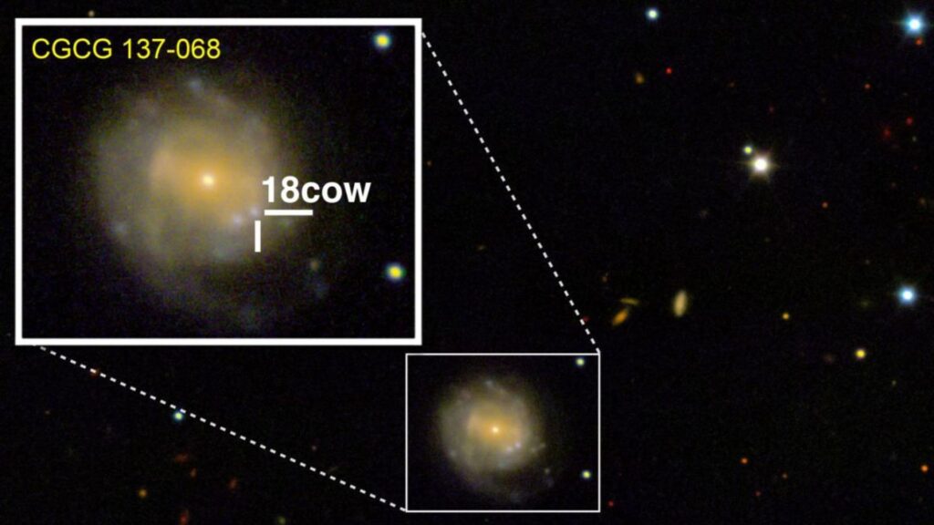 La fameuse explosion d'étoile The Cow, qui a eu lieu à 180 millions d'années-lumière. // Source : Raffaella Margutti/Northwestern University/Télescope Keck La fameuse explosion d'étoile The Cow, qui a eu lieu à 180 millions d'années-lumière. // Source : Raffaella Margutti/Northwestern University/Télescope Keck
