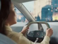 L'affichage du BMW Panoramic Vision // Source : YouTube/BMW