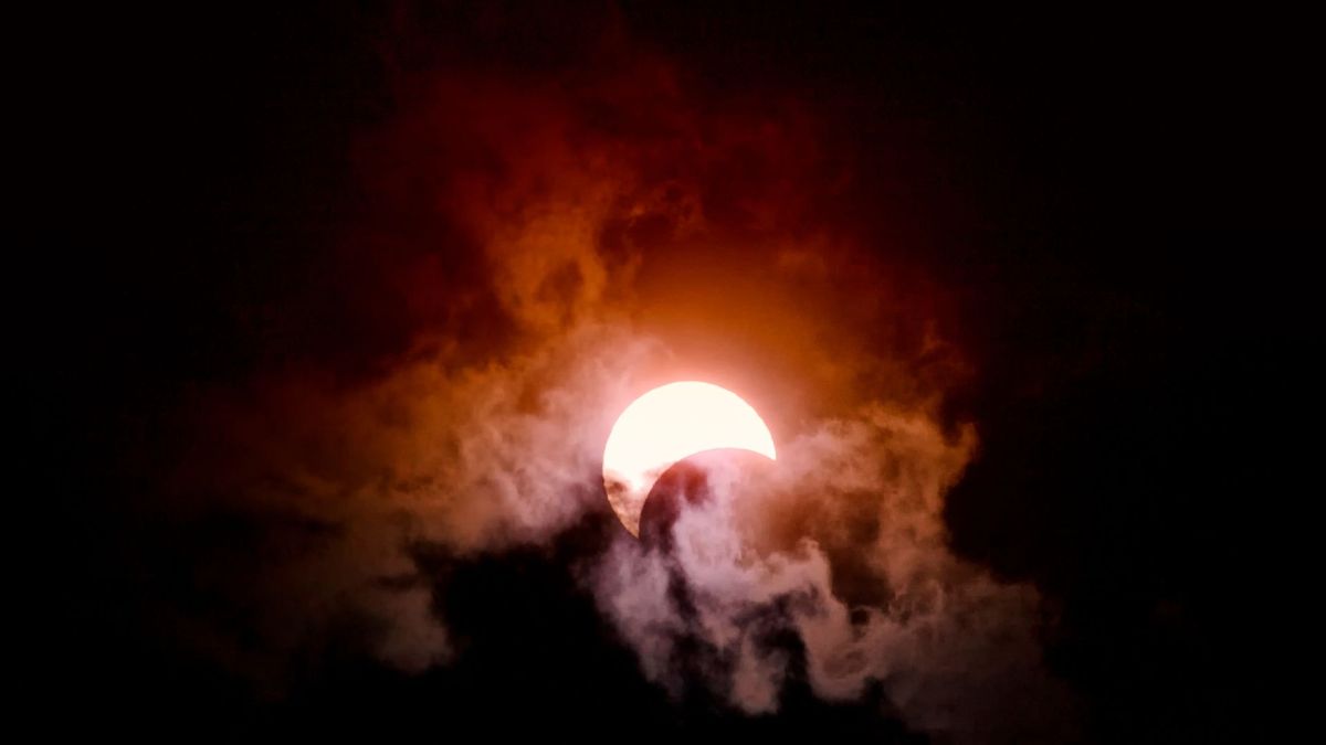 Une éclipse solaire. // Source : Canva Une éclipse solaire. // Source : Canva
