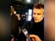 Emmanuel Macron chantant dans la rue // Source : Capture d'écran Numerama Emmanuel Macron chantant dans la rue // Source : Capture d'écran Numerama