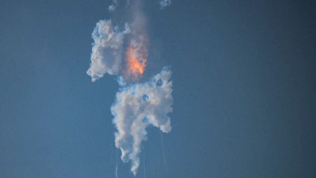 Explosion du Starship. // Source : Capture d'écran YouTube AFP Explosion du Starship. // Source : Capture d'écran YouTube AFP