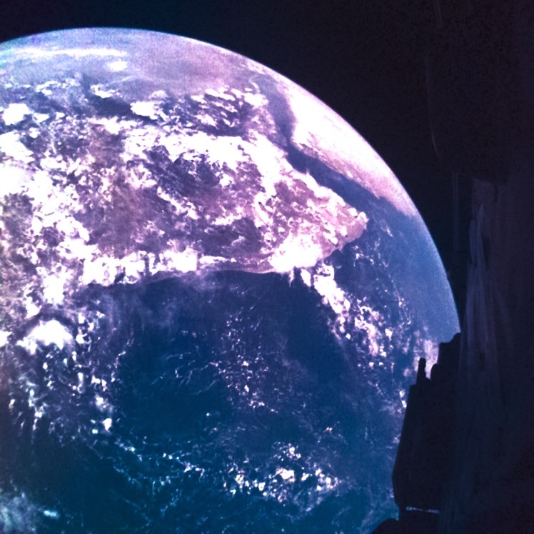 JUICE quittant la Terre. // Source : ESA/Juice/JMC, CC BY-SA 3.0 IGO JUICE quittant la Terre. // Source : ESA/Juice/JMC, CC BY-SA 3.0 IGO