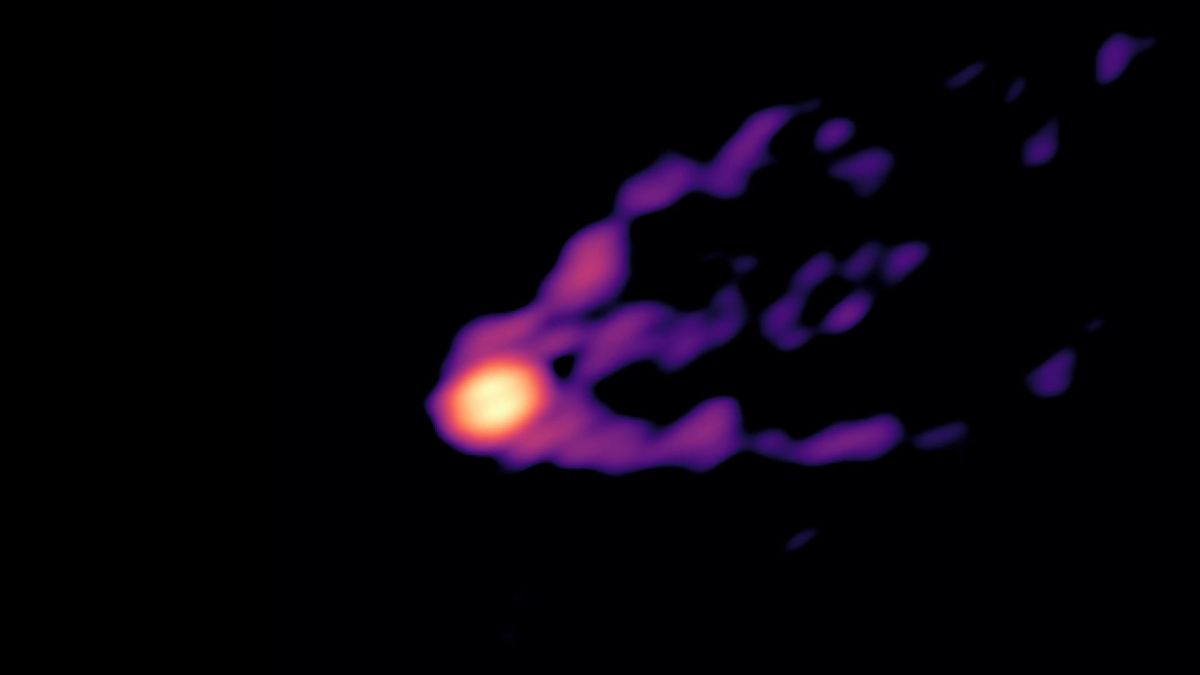Le trou noir et son jet. // Source : ESO Le trou noir et son jet. // Source : ESO