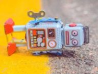Un robot qui ne marche pas très bien. // Source : Canva