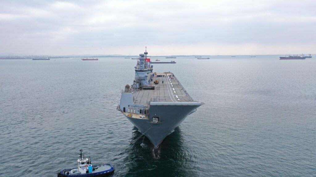 La Turquie devrait déployer son essaim de drone depuis ce navire. // Source : SEDEF La Turquie devrait déployer son essaim de drone depuis ce navire. // Source : SEDEF