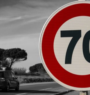 Panneau de limitation de vitesse // Source : Tama66 - Pixabay Panneau de limitation de vitesse // Source : Tama66 - Pixabay