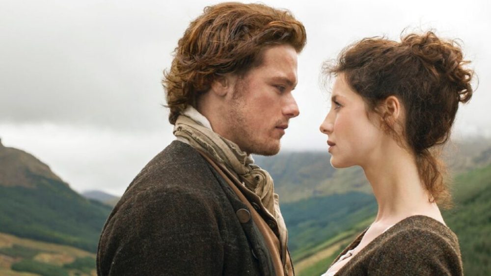 Claire et Jamie, le couple ultime d'Outlander // Source : Starz Claire et Jamie, le couple ultime d'Outlander // Source : Starz