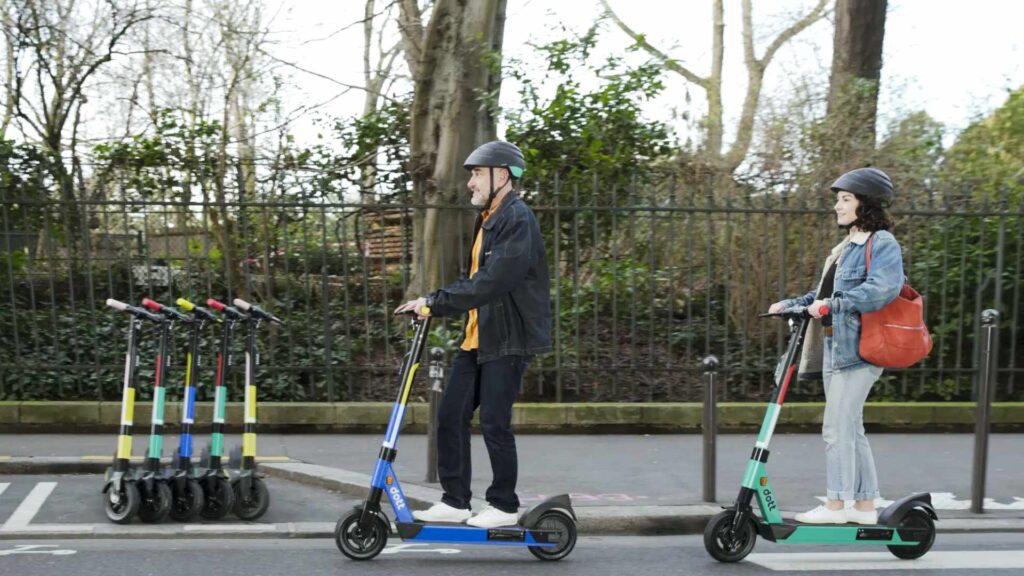 Les trottinettes électriques en livre-service de Dott vont disparaître de Paris // Source : Dott Les trottinettes électriques en livre-service de Dott vont disparaître de Paris // Source : Dott