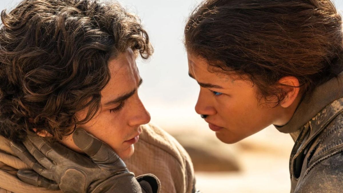 Timothée Chalamet (Paul) et Zendaya (Chani) dans Dune 2. // Source : Warner Bros. Timothée Chalamet (Paul) et Zendaya (Chani) dans Dune 2. // Source : Warner Bros.