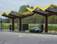 Une Tesla Model Y en charge sur une station Fastned // Source : Bob Jouy pour Numerama Une Tesla Model Y en charge sur une station Fastned // Source : Bob Jouy pour Numerama