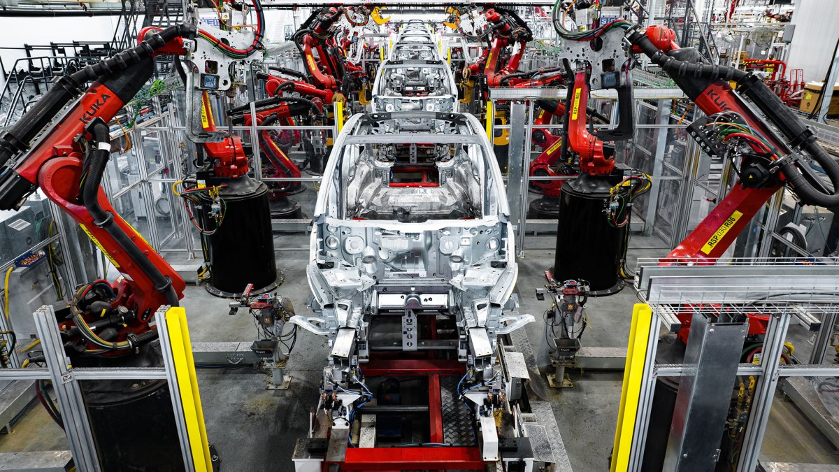 Fabrication Tesla Model Y Texas // Source : Tesla Fabrication Tesla Model Y Texas // Source : Tesla