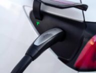 Prise NCAS Tesla // Source : Tesla