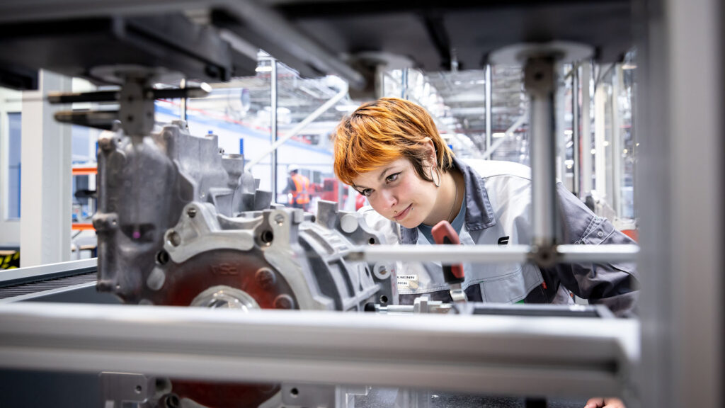 Production du moteur M3 en France // Source : Stellantis Production du moteur M3 en France // Source : Stellantis