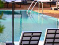 Les piscines doivent être déclarées dès qu'elle dépasse les 10 mètres carrés. // Source : Unsplash