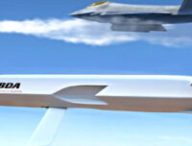 Le Remote Carrier peut-être tiré depuis un avion de chasse. // Source : MBDA Le Remote Carrier peut-être tiré depuis un avion de chasse. // Source : MBDA