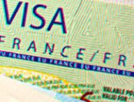 Les hacktivistes russes s'attaquent au site de demande de visa. // Source : Service public Les hacktivistes russes s'attaquent au site de demande de visa. // Source : Service public