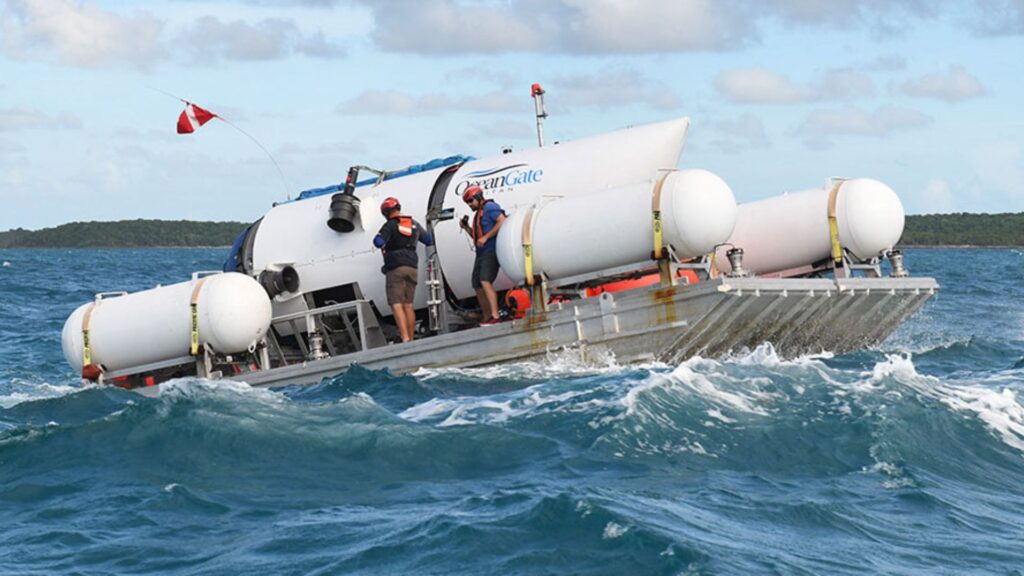 Le fameux Titan, lors de sa mise à l'eau sur cette image d'archive. // Source : OceanGate Le fameux Titan, lors de sa mise à l'eau sur cette image d'archive. // Source : OceanGate