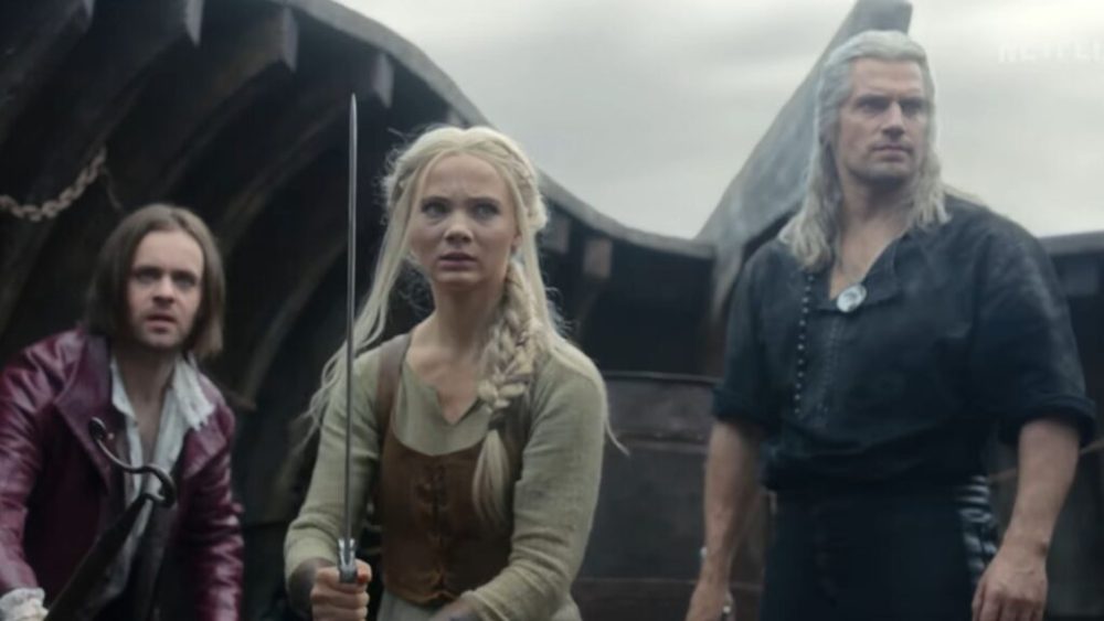 Quand ce n'est pas Geralt qui manie l'épée, c'est Ciri. (Et Jasker chante) // Source : Netflix Quand ce n'est pas Geralt qui manie l'épée, c'est Ciri. (Et Jasker chante) // Source : Netflix