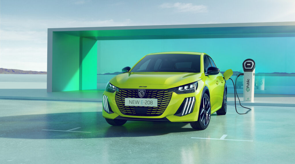 La nouvelle Peugeot e-208 peut se recharger en 30 minutes // Source : Peugeot La nouvelle Peugeot e-208 peut se recharger en 30 minutes // Source : Peugeot