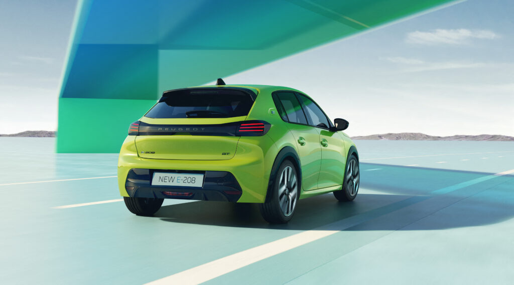 Les griffes lumineuses, la nouveauté chez Peugeot // Source : Peugeot Les griffes lumineuses, la nouveauté chez Peugeot // Source : Peugeot