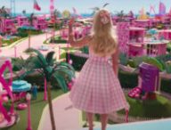 Barbieland évolue à la fin du film... // Source : Capture d'écran Barbieland évolue à la fin du film... // Source : Capture d'écran