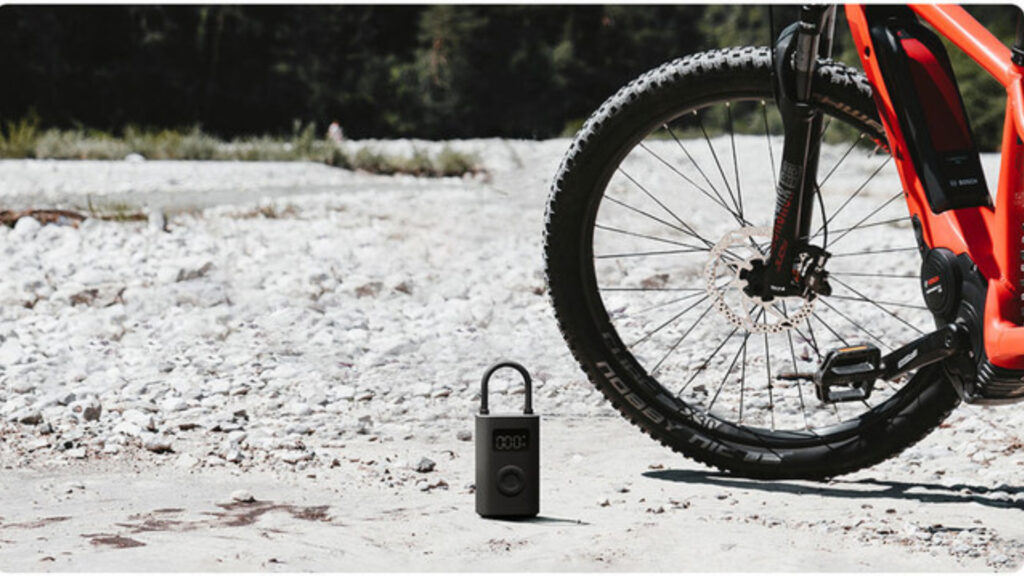Xiaomi Portable Air Pump 2 // Source : Xiaomi Xiaomi Portable Air Pump 2 // Source : Xiaomi