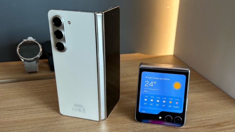 Le Samsung Galaxy Z Fold 5 à côté du Z Flip 5. // Source : Numerama Le Samsung Galaxy Z Fold 5 à côté du Z Flip 5. // Source : Numerama
