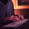 Flickr a été victime d'une attaque par DDoS par Anonymous Sudan // Source : Canva