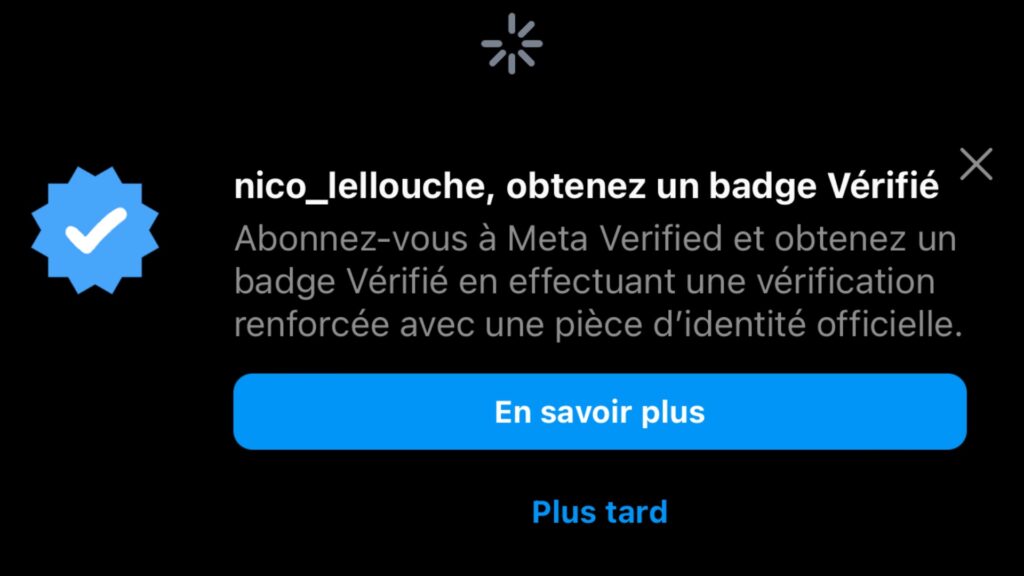 Évidemment, ce bandeau ne prévient pas qu'il s'agit d'un badge à 17 euros. Évidemment, ce bandeau ne prévient pas qu'il s'agit d'un badge à 17 euros.