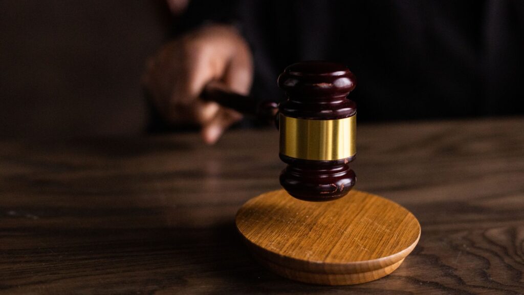 ChatGPT va faire face à la justice // Source : Canva ChatGPT va faire face à la justice // Source : Canva