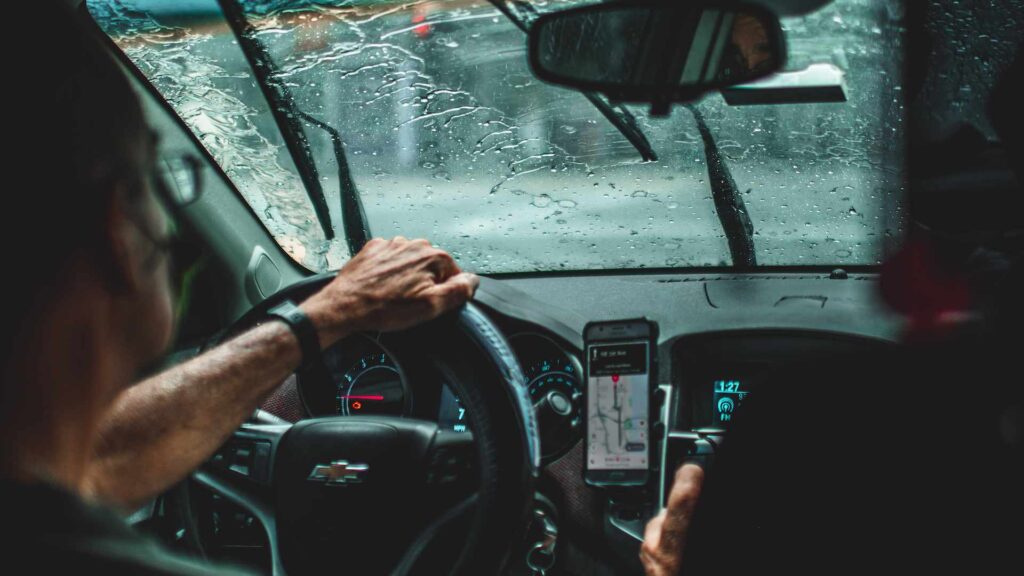 Un conducteur Uber // Source : Unsplash / Tom Morbey Un conducteur Uber // Source : Unsplash / Tom Morbey