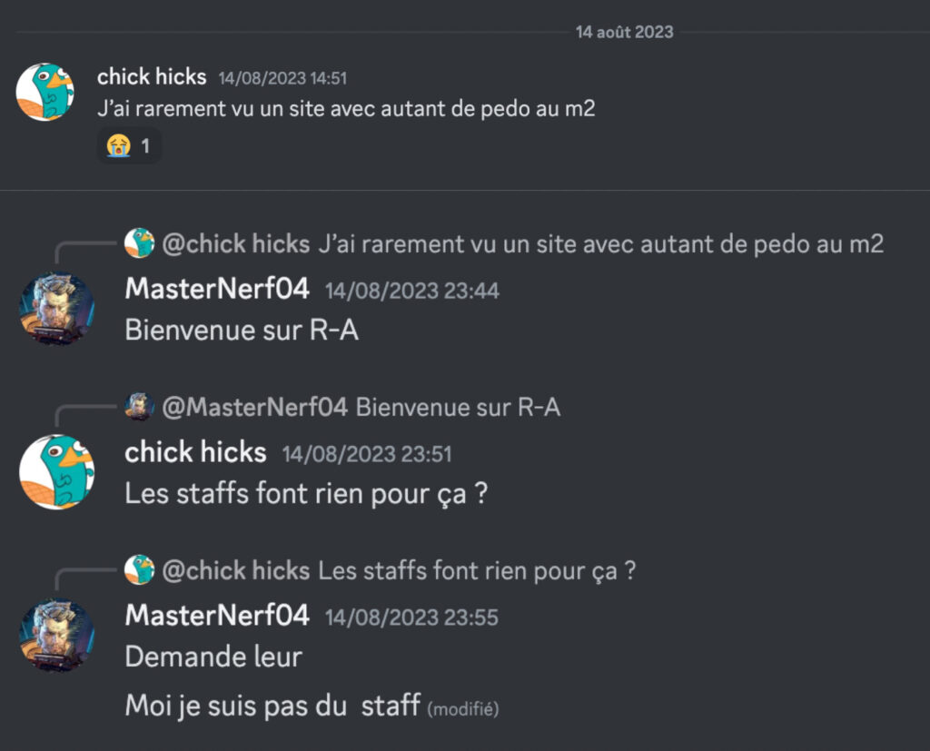 Des messages sur le Discord de Rencontre Ados se plaignant du comportement prédateur de certains utilisateurs // Source : Capture d'écran Numerama Des messages sur le Discord de Rencontre Ados se plaignant du comportement prédateur de certains utilisateurs // Source : Capture d'écran Numerama