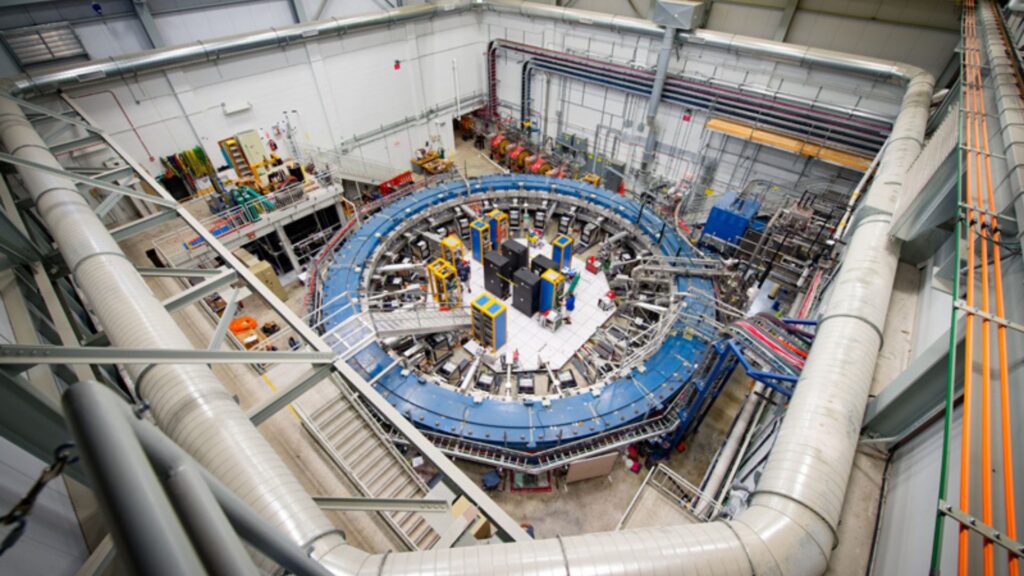 Muon g-2 Experiment // Source : Reidar Hahn/Fermilab Muon g-2 Experiment // Source : Reidar Hahn/Fermilab