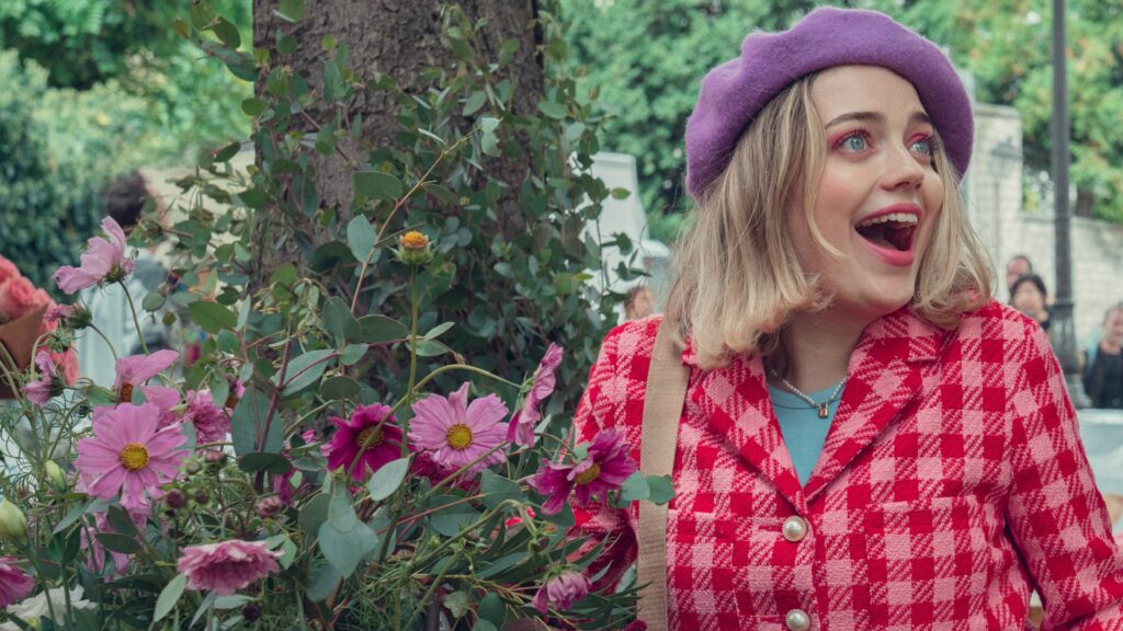 Imogen se la joue un peu Emily in Paris dans cette saison 2 // Source : Netflix Imogen se la joue un peu Emily in Paris dans cette saison 2 // Source : Netflix