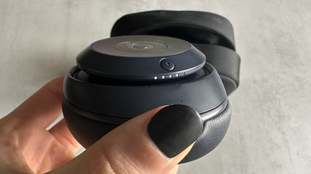Casque Beats Studio Pro // Source : Maxime Claudel pour Numerama Casque Beats Studio Pro // Source : Maxime Claudel pour Numerama