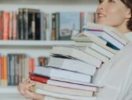 Des livres ! Encore des livres ! // Source : Canva Des livres ! Encore des livres ! // Source : Canva