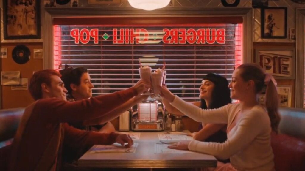 Le doux au-délà à la fin de Riverdale // Source : The CW/Netflix Le doux au-délà à la fin de Riverdale // Source : The CW/Netflix
