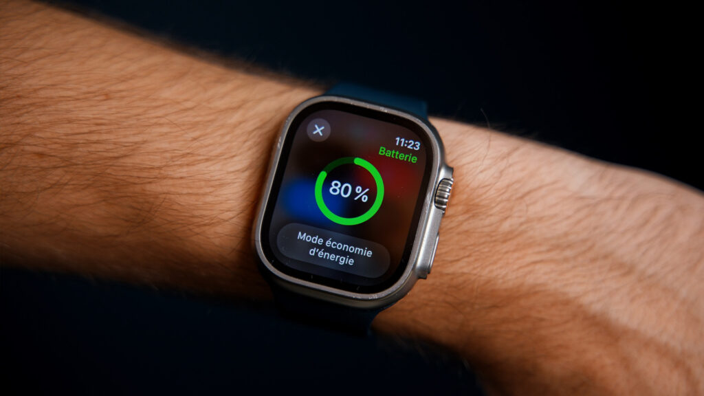 Après une nuit de suivi du sommeil et une matinée, l'Apple Watch Ultra est à 80 % de batterie. // Source : Thomas Ancelle / Numerama Après une nuit de suivi du sommeil et une matinée, l'Apple Watch Ultra est à 80 % de batterie. // Source : Thomas Ancelle / Numerama